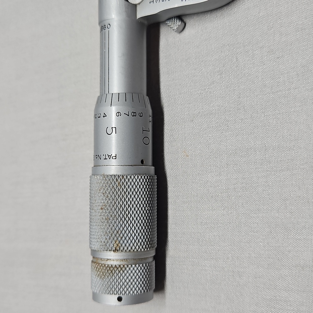 Lufkin No. 1661V 64ths Micrometer Machinist Tool - Picture 5 of 11